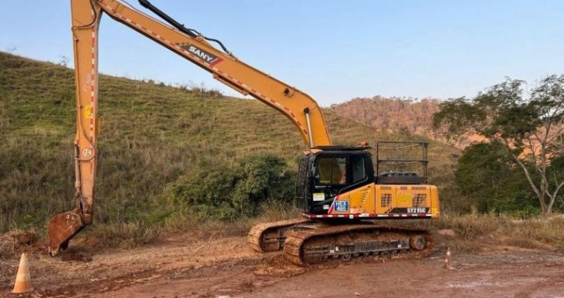 locacao-escavadeira-hidraulica-maca-sany-modelo-sy215c-ano-2020-big-0